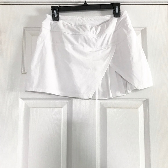 Athleta Dresses & Skirts - Athleta Athletic Skort